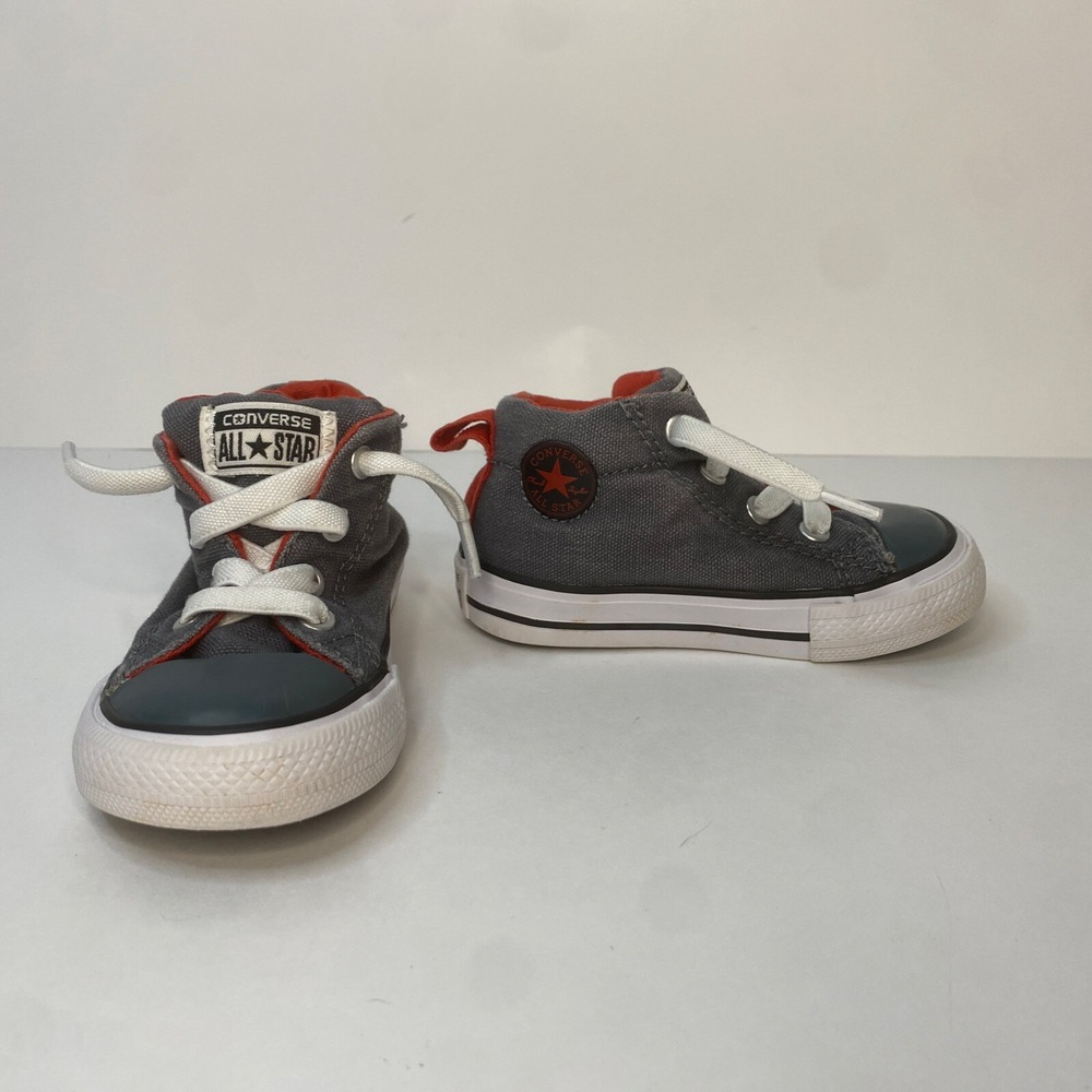 Converse All Star Chuck Taylor Toddler Shoes Unisex. Size 5. Excellent Condition